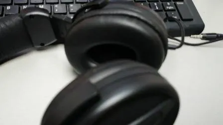 50mm Speaker Wired Professional Studio DJ Headphones Stereo Monitoring Recording Headphone Gaming Headset for Phone PC 