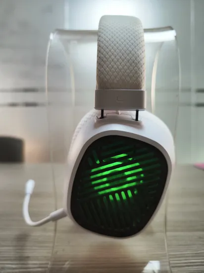 Lightweight Bluetooth Gaming Headset, Three